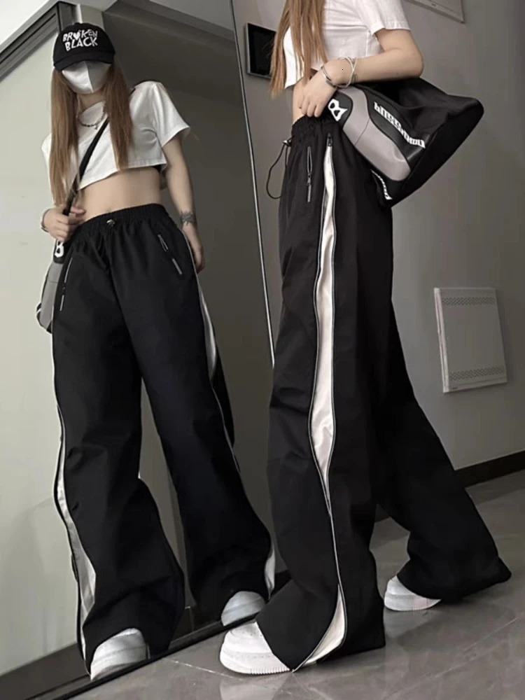 Women Baggy Pants Y2K Streetwear 90s Oversized Cargo Parachute Track Pants Low Waist Hip Hop Wide Leg Sweatpants Couple Trousers 240530