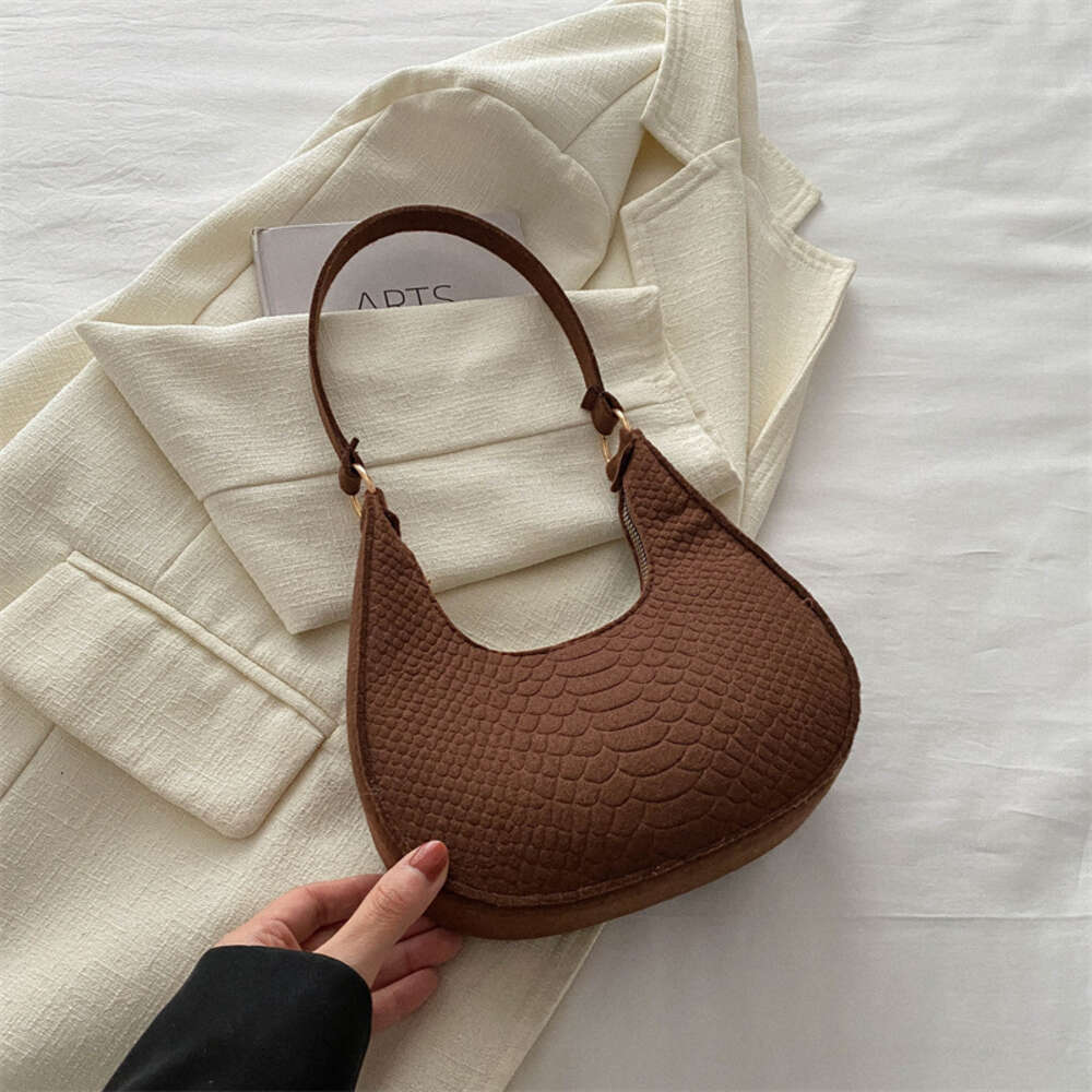 New Women Leisurecrossbody Shoulder Bag Fashion Stylish Versatile Unique Design Natural Style Minimalist Free Shipping B2