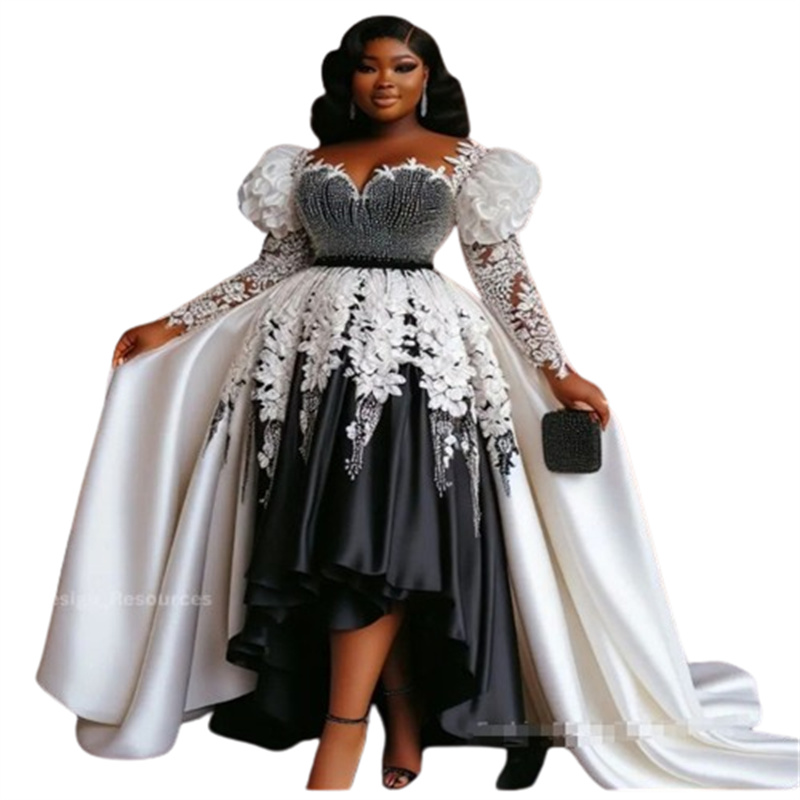 Charming Black White Gothic Wedding Dresses For Black Women Long Sleeve Crystal Beaded Country Bridal Gowns 2024 Appliques Lace Medieval Fantasy Vesti
