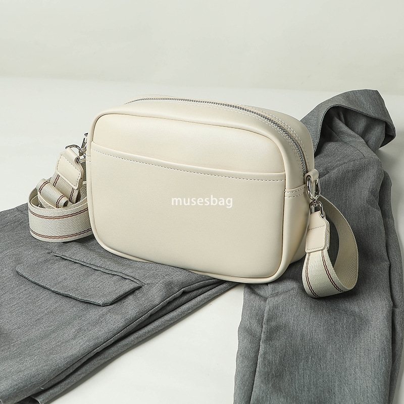 New Trendy Crossbody Bag Large Capacity Popular Shoulder Bag Versatile and Simple Small Square Bag Mobile ID Bag