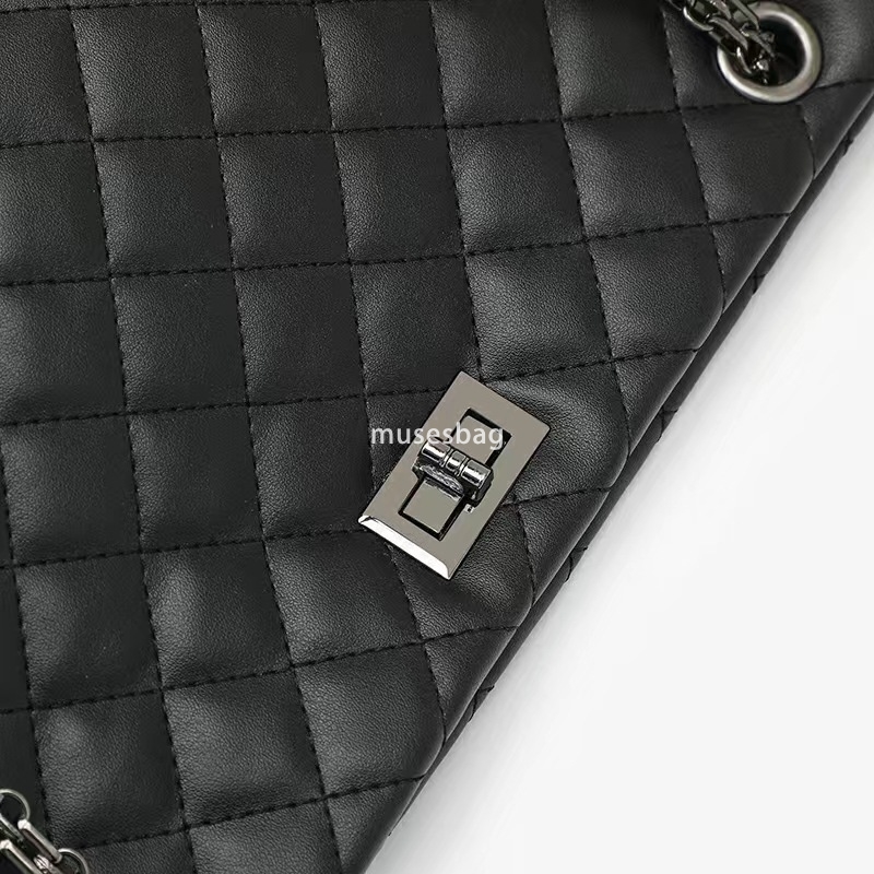 Designer's Women's Bag Retro Lingge Chain Tote Bag Large Capacity Casual Business High Quality Single Shoulder Crossbody Bag Women's Cl