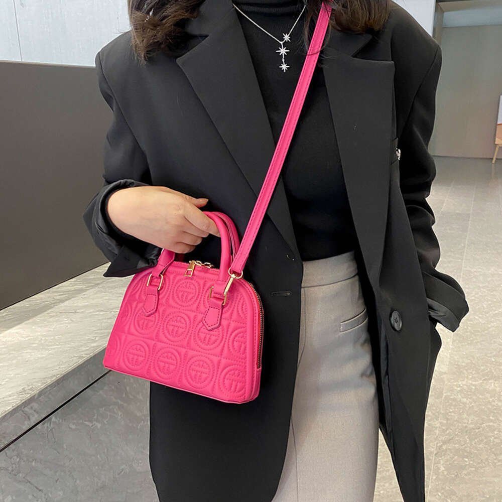 New Women Small Bag Leisure Crossbody Bag Shoulder bag Fashion Stylish Versatile Classic design Natural style Minimalist style Free shipping