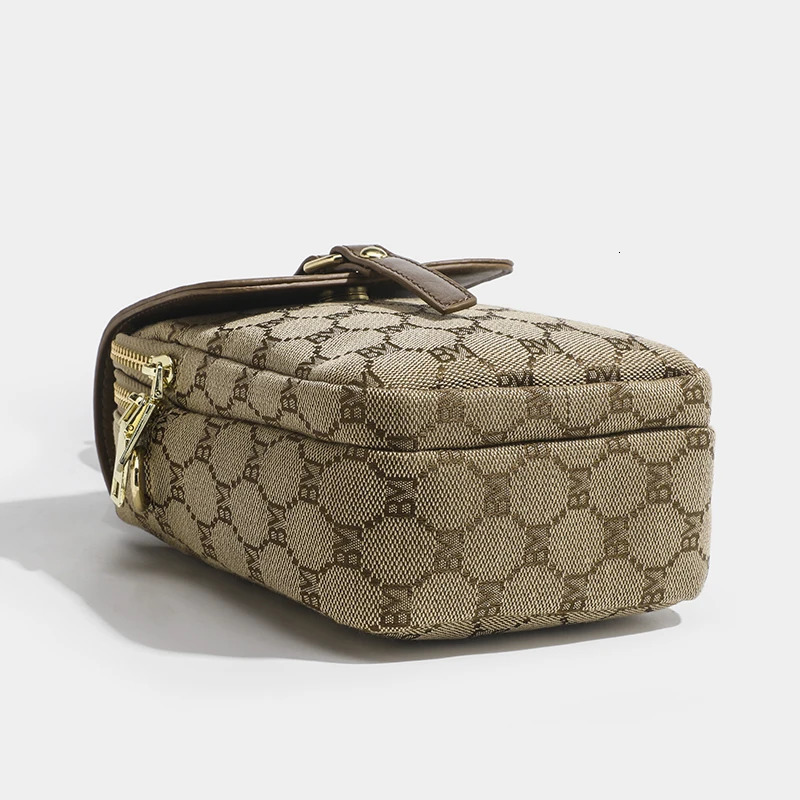 Womens checkered diagonal cross small round bag retro contrasting flip shoulder bag 240515