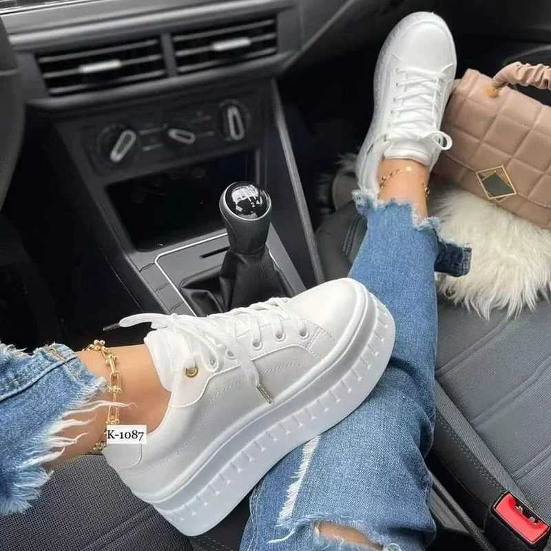 Sneakers for Womens 2022 New Fall Outdoor Fashion Tennis Lace Up Canvas Casual Walking Breathable Vulcanized Shoes Plus Size 43L464