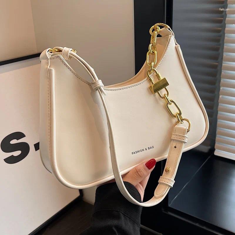 Shoulder Bags Women's Underarm Bag 2024 Design Sense Versatile Chain Single Small Square Temperament Elegant Handbags