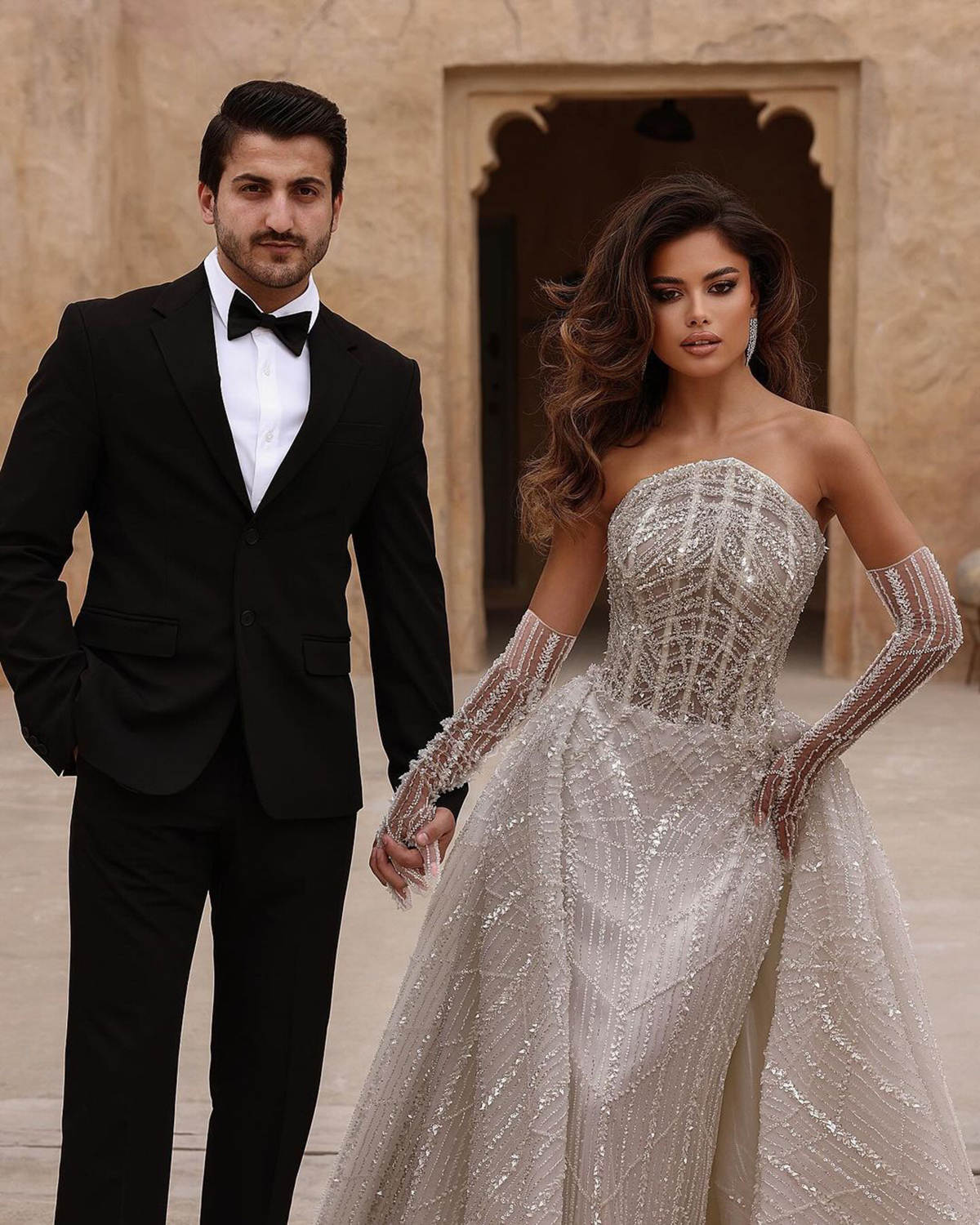 Sexy Crystals Mermaid Wedding Dresses Sleeveless Beads With Appliques Pearls Organza Backless Party For Special Occasion Plus Size Custom Made vestido