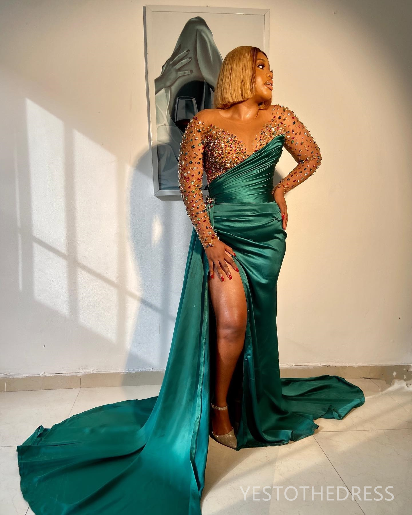 2024 Green Evening Dress Prom Dress Mermaid Promdress Long Sleeves Sheer Neck Colorful Rhinestones Decorated Sexy Side Split Birthday Gowns Abenkleide