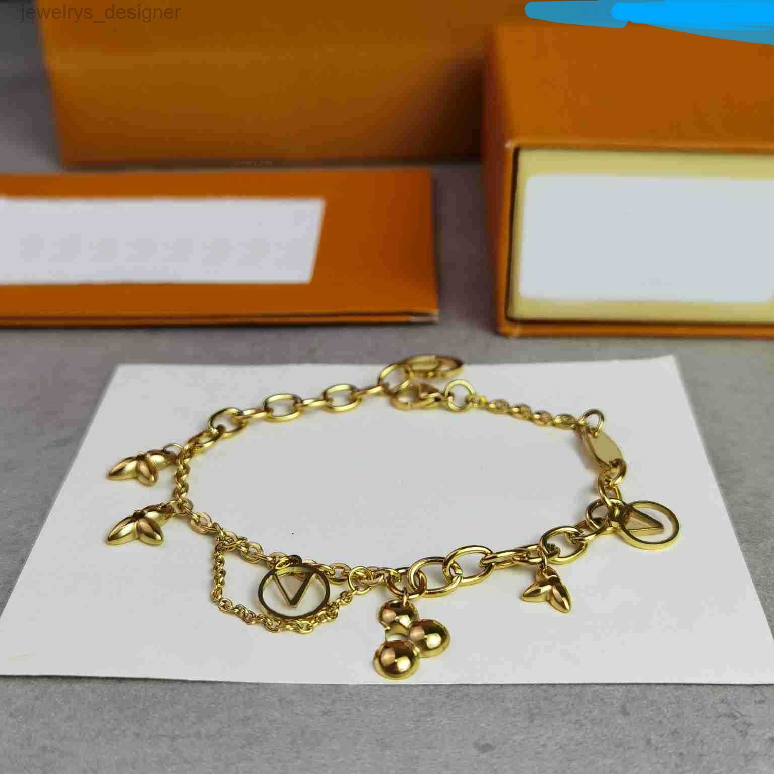 womens jewlery small flower bracelet designer pink green letter silver gold plated crystal women elegant charm bracelets luxury fashion jewelry for birthday gift