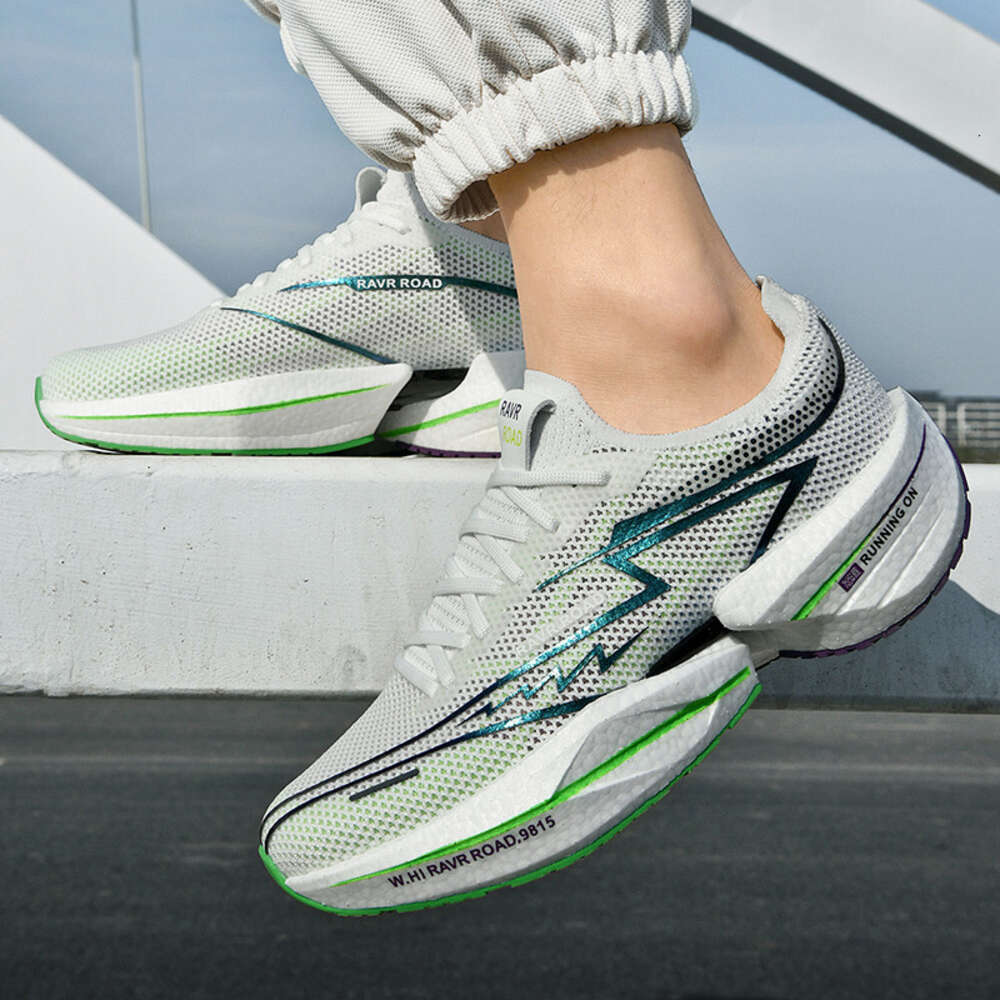 New Men's Sports Sneakers New Explosive Carbon Plate Marathon Racing Outdoor Non-slip Shock-absorbing Couple Running Shoes