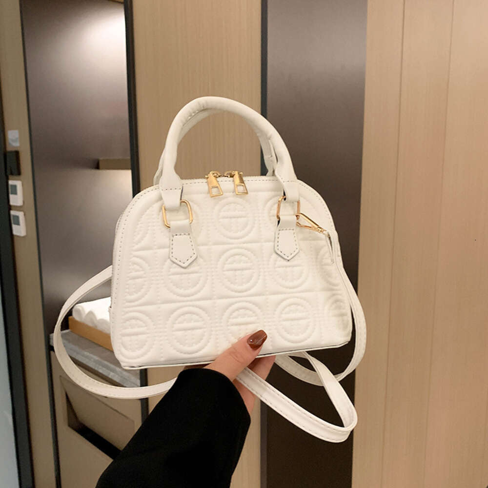 New Women Small Bag Leisure Crossbody Bag Shoulder bag Fashion Stylish Versatile Classic design Natural style Minimalist style Free shipping