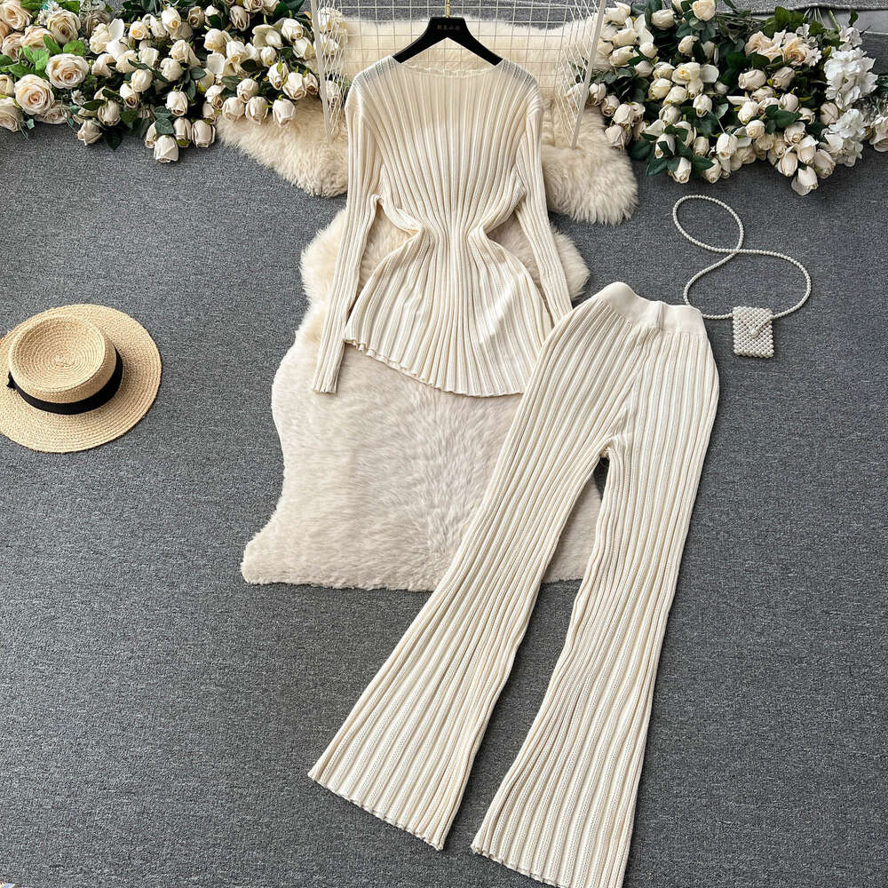 Fashion Set Feminine Style Age Reducing Stripe Knitted Irregular Top Elastic Waist Elastic Wide Leg Pants Fashion