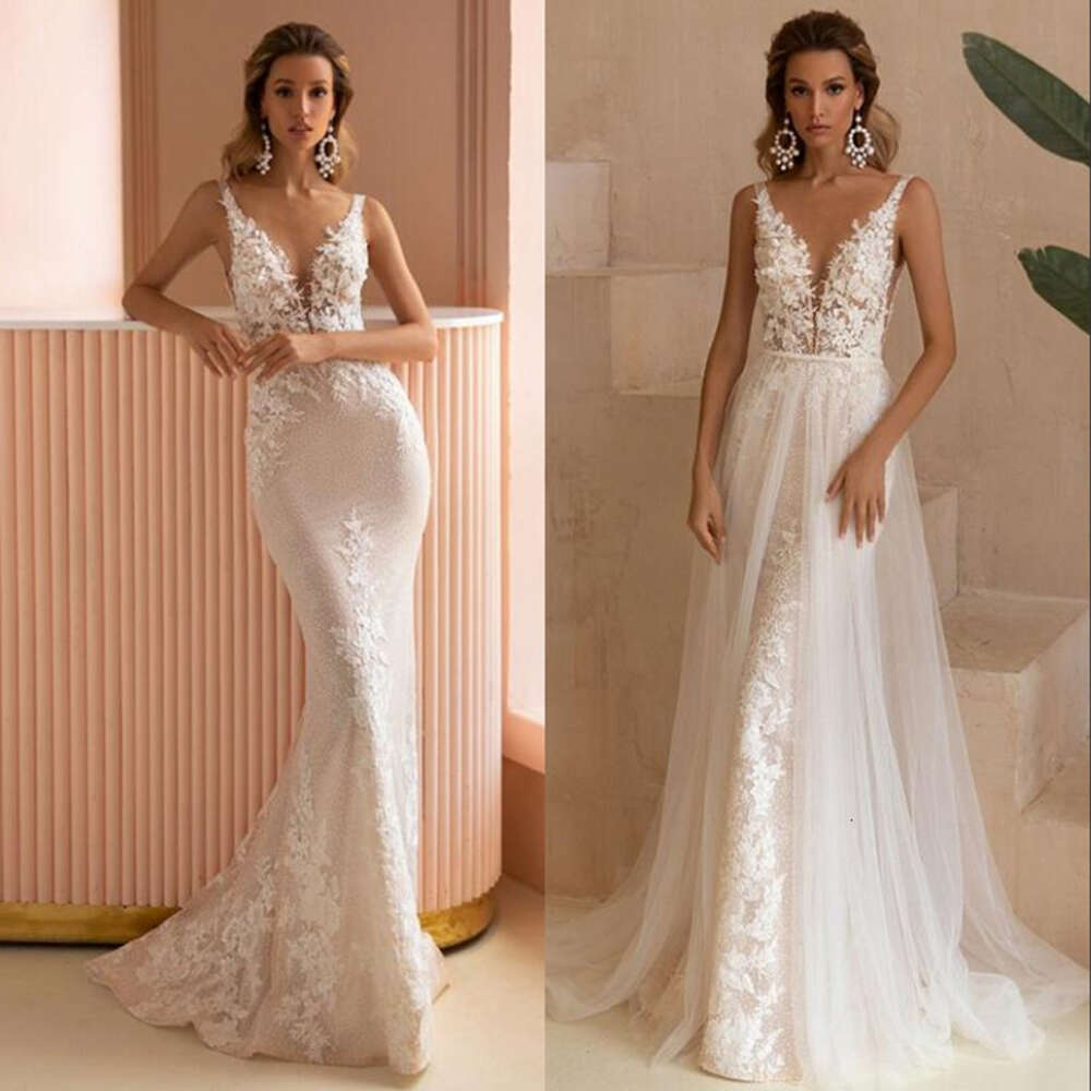 White Mermaid Beach Dresses V Neck Sleeveless Backless Sweep Train 2024 Bridal Outfit Lace Summer Wedding Gowns