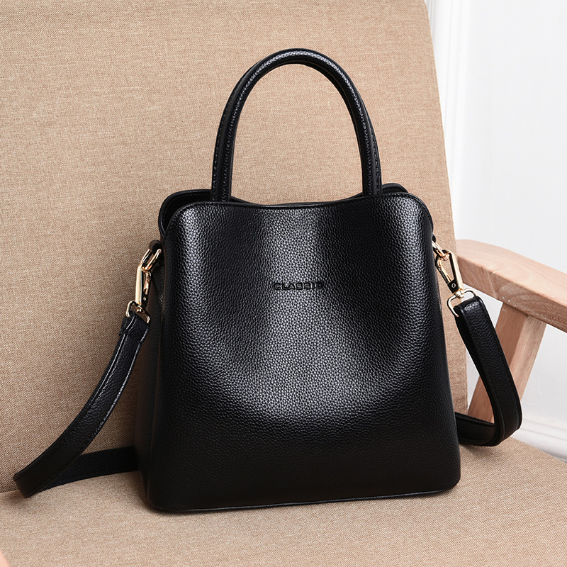 Free Shipping 2025S designer Bag women new women bag Fashion atmosphere handbag Women large capacity shoulder bag all crossbody bag
