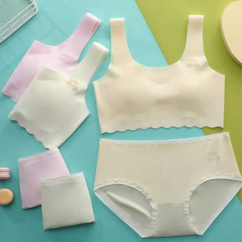 Camisole Camisole Girls bra and underwear set youth development stage lace seamless bra+2-piece set youth underwear WX5.31