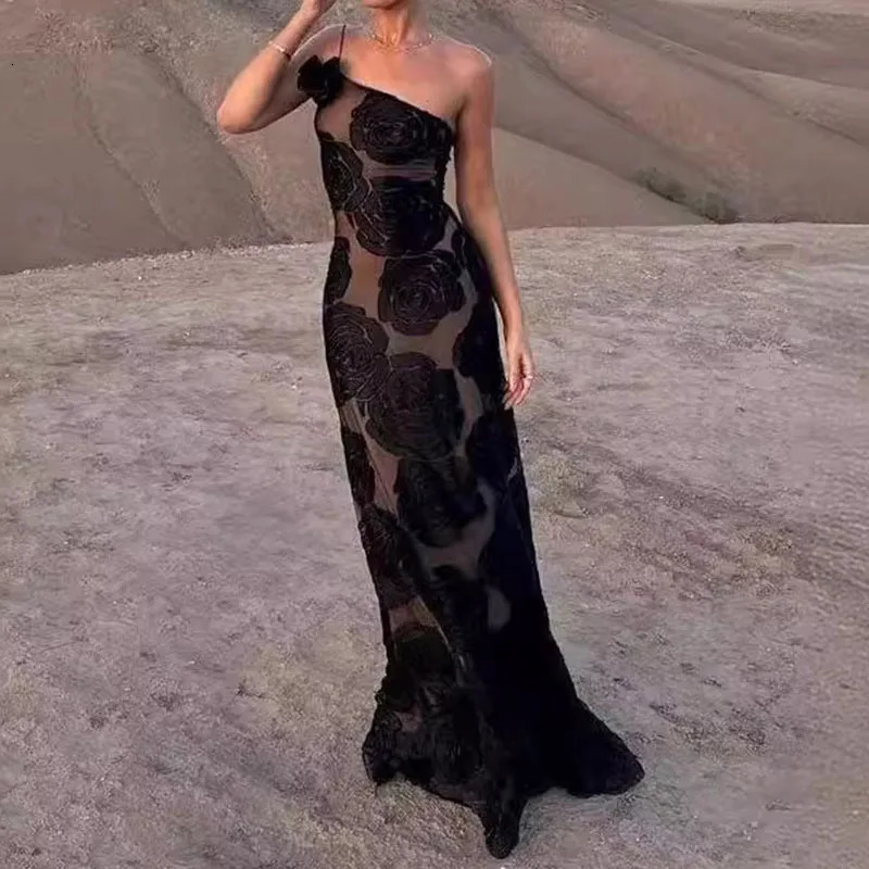 Women Elegant Diagonal Collar Evening Dress Fashion Flower Print Slim Bodycon Dress Sexy Sleeveless Halter Shoulder Long Dresses 240529