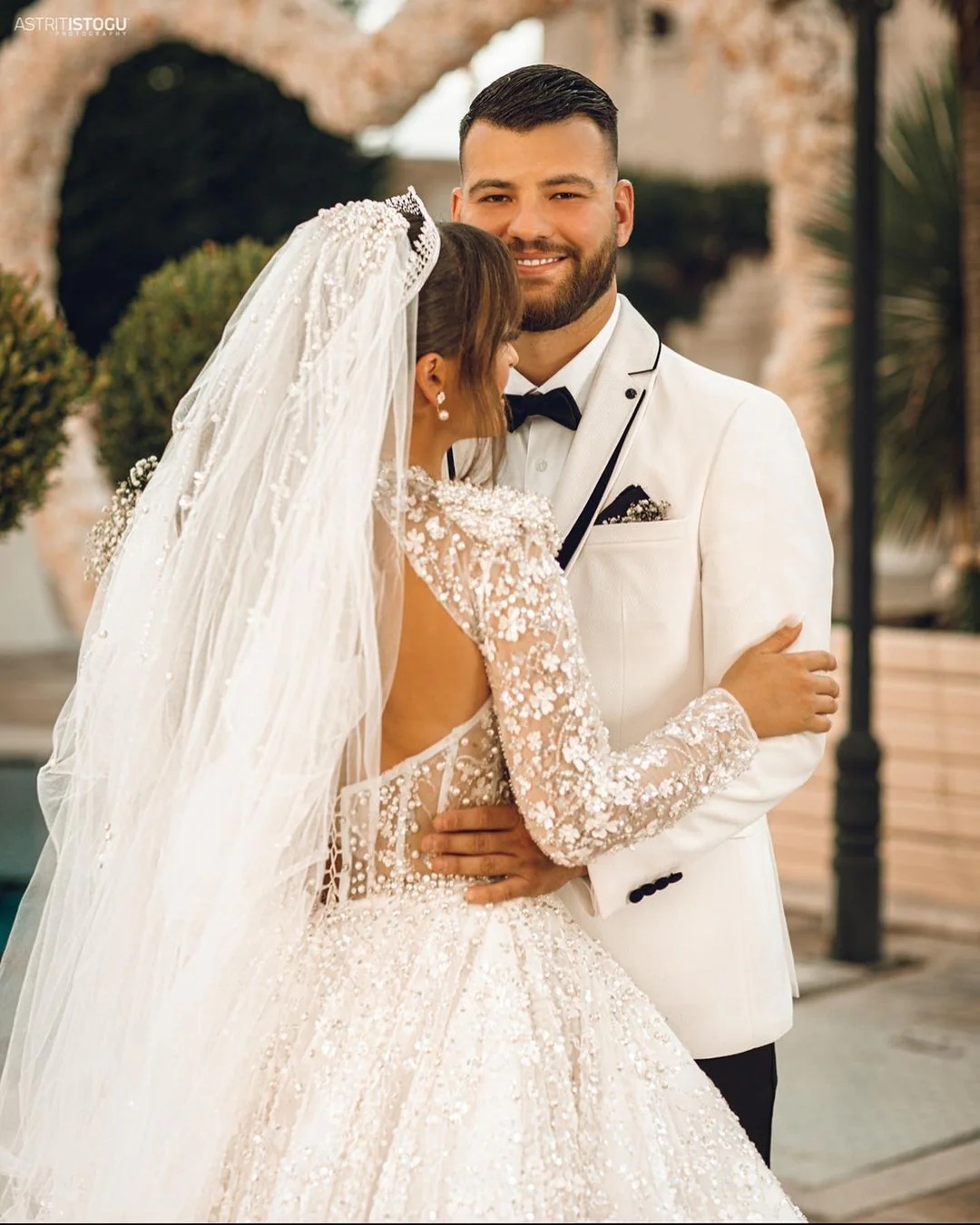 2024Wedding Modest Overskirts Dresses with Detachable Train Cap Sleeves Lace Appliqued Bohemian Beach Bridal Gowns Country Vestido De Novia