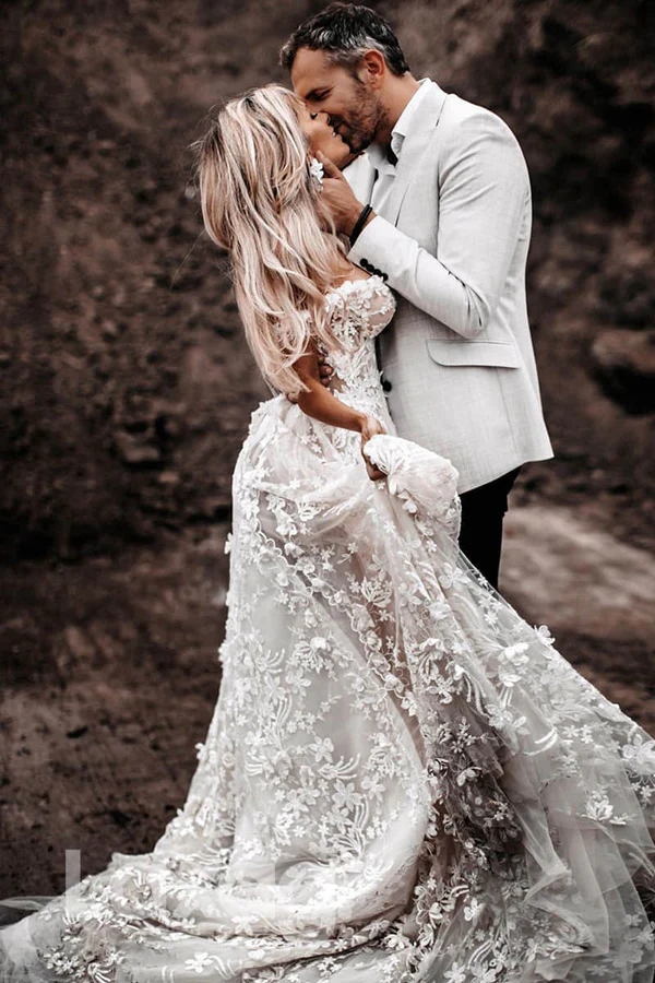 2024 lace wed dress Country Dresses Bohemian Boho Lace Appliqued Bridal Gowns Long Sleeve Sweep Train Beach Wedding Dress luxury designer boho Country