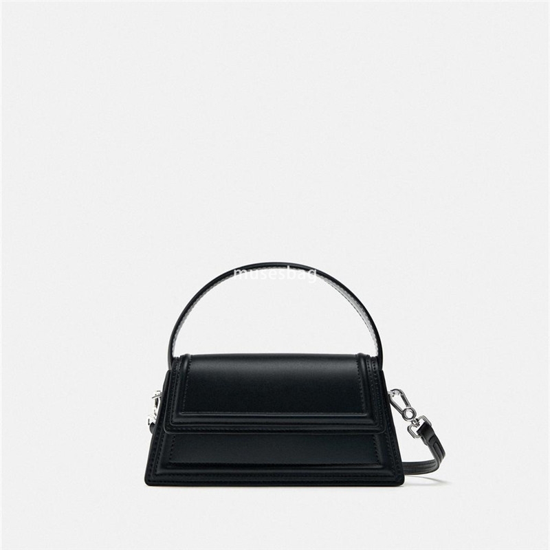 New Small Square Bag Leisure Fashion Handheld One Shoulder Crossbody Bag Large Capacity Commuter Women's Bag High Quality Handbag