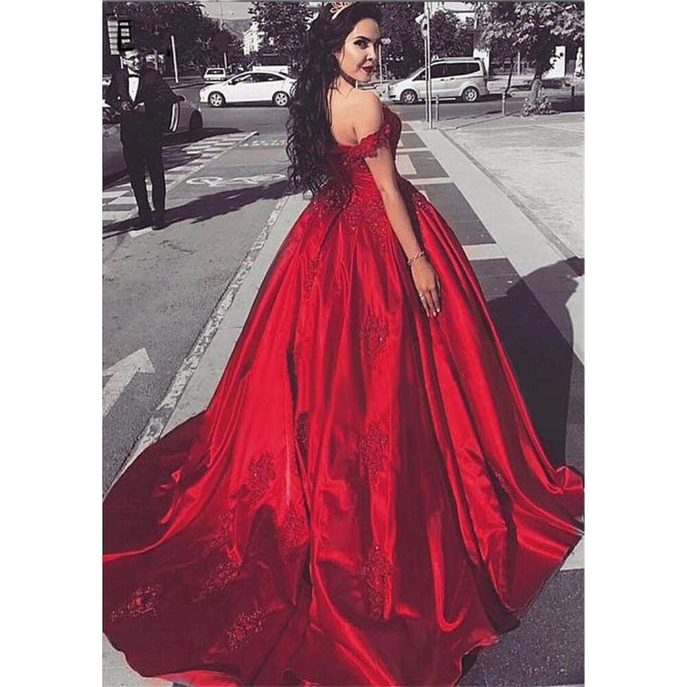 Vestidos De Gala Elegant Long Red Off The Shoulder Prom Dresses Lace Appliques Beaded Ball Gowns Reflective Dress 0605