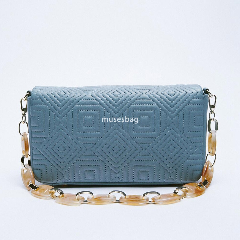 New women's bag with beaded chain simple and versatile French stick bag fashionable and trendy one shoulder small square bag high-end commuting b