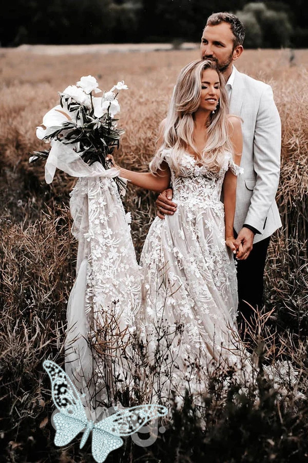2024 lace wed dress Country Dresses Bohemian Boho Lace Appliqued Bridal Gowns Long Sleeve Sweep Train Beach Wedding Dress luxury designer boho Country