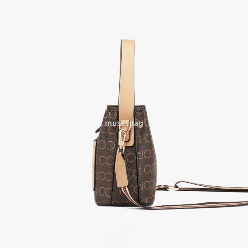 Commuter bag women's crossbody bag versatile retro tote bag bucket bag high-end fashion handbag travel backpack