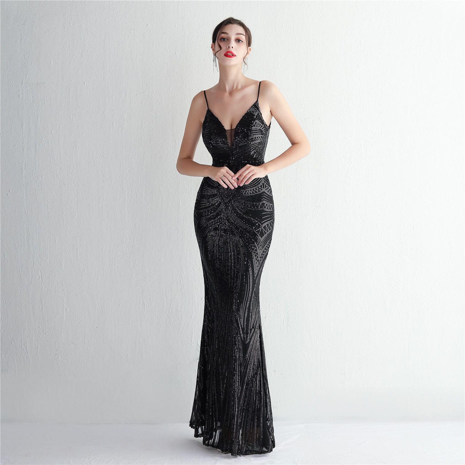 Party Dresses Sky Blue Prom Mermaid Pattern Lace Sequin Evening Gown Spaghetti Straps Backless V Neck Woman Fit Formal DressChic