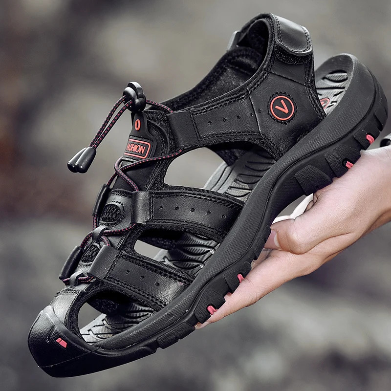 Large mens sandals summer anti-collision outdoor hiking leisure shoes leather hiking mens slippers beach shoes 240605