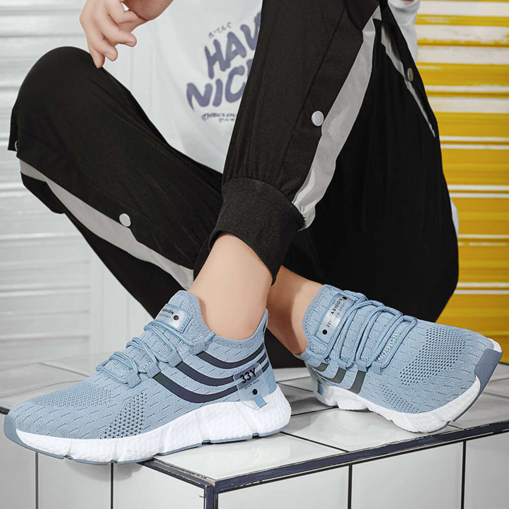 New Classic Men Mesh Breathable Skidproof Running Cozy Light Sports Shoes Women Wearproof Sneakers Popular Cheap Ddmysaturn
