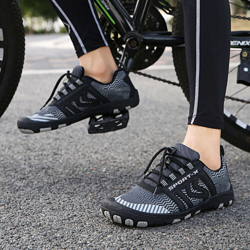 New Barefoot Aqua Shoes Men Women Unisex Water Sport drain Quick Dry Cycling Gym Footwear Portable Running Jogging Sneakers