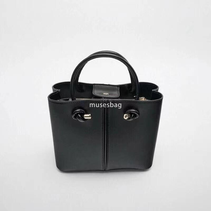 High end Korean niche texture handbag summer new single shoulder bag casual and versatile crossbody bag commuting bag