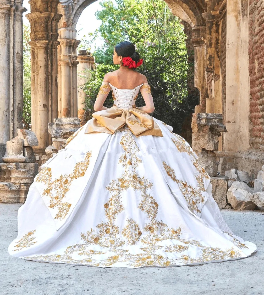 Puffy Mexican Quinceanera Dresses Ball Gown Long Sleeves Tulle Tiered Appliques Charro Sweet 16 Dresses 15 Anos