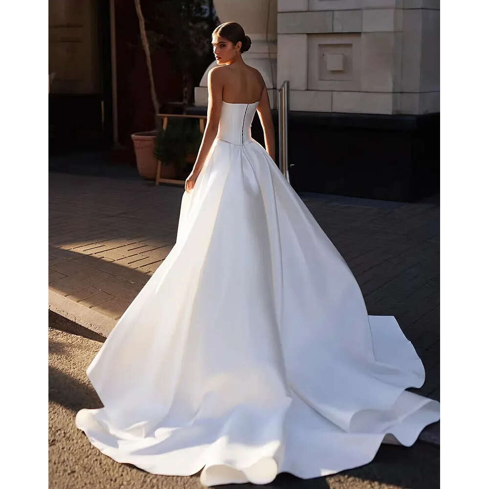 Elegant Pearl Wedding Dresses With Backless Slit A E Ball Gown Strapless Bridal Gowns Back Button Vestido De Novia 0914