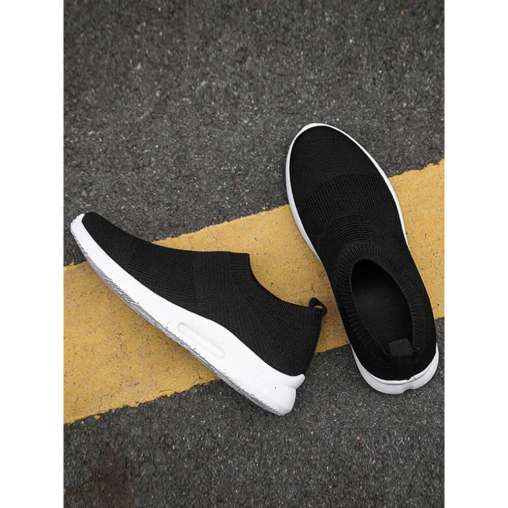 Ddmysports New Spring And Summer Women S Flying Sneakers Fashionable All Match Running Shoes Mesh Breathable Casual Female Students OUTDOOR