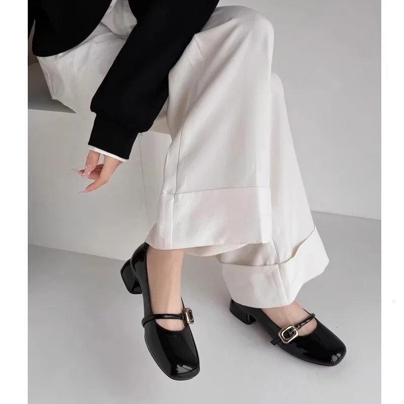 Shallow Mouth Single Women Spring and Autumn Low Mary Jane Shoes with Thick Heel Non-slip Square Patent 240605
