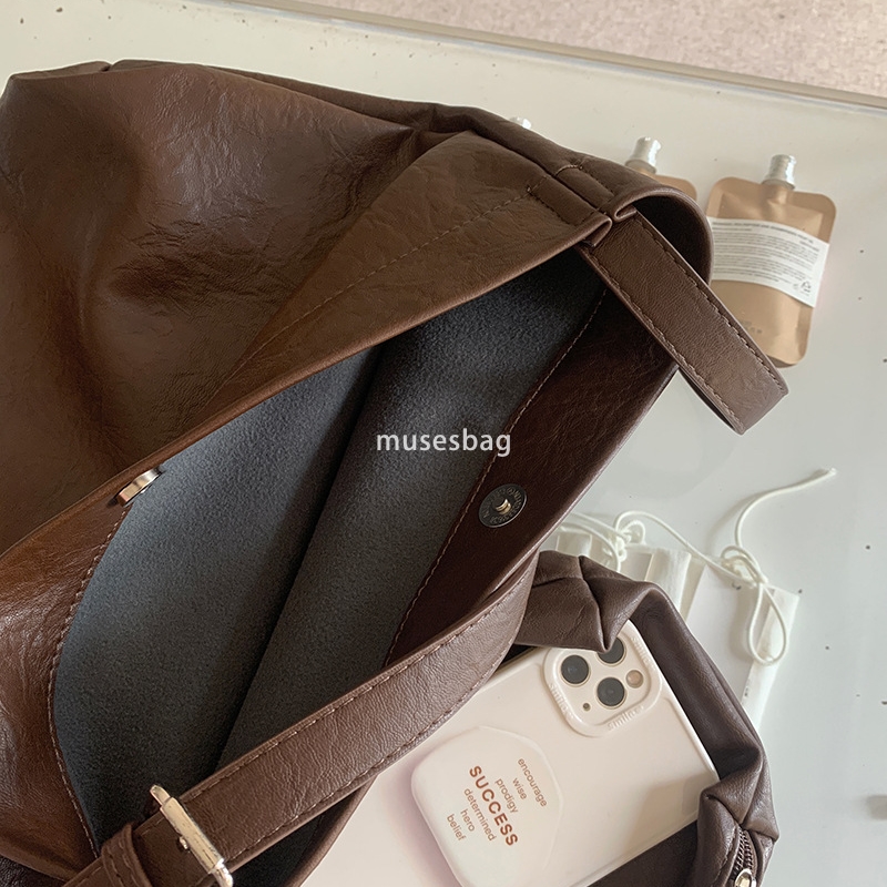 High quality bag for women and men large capacity tote for women fashionable commuting high-quality bucket bag student business crossbody bag