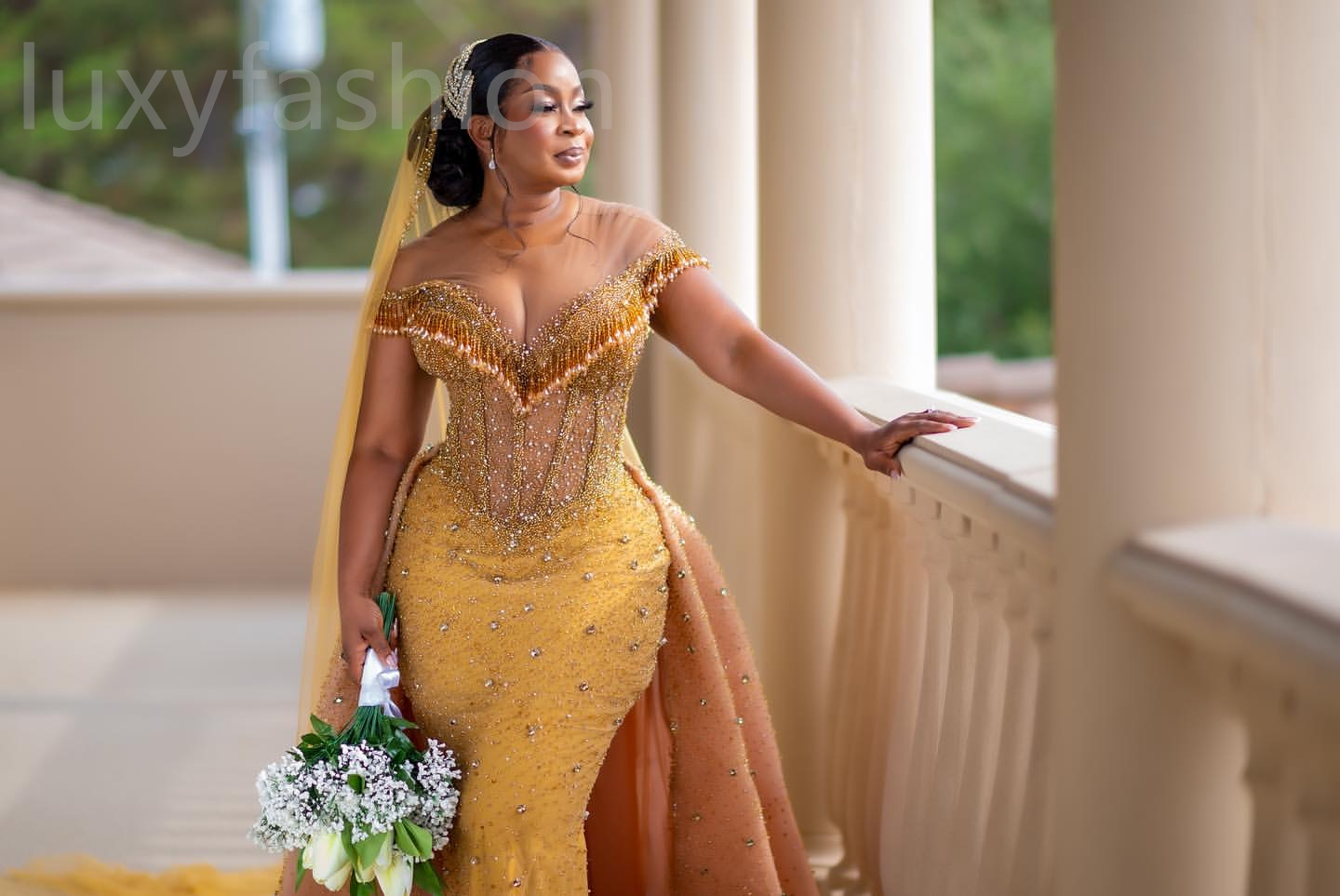 Aso Ebi 2024 Gold Mermaid Prom Dresses Crystals Sequined Detachable Train Evening Party Formal Second Reception Birthday Enagement Thanksgiving Dress 