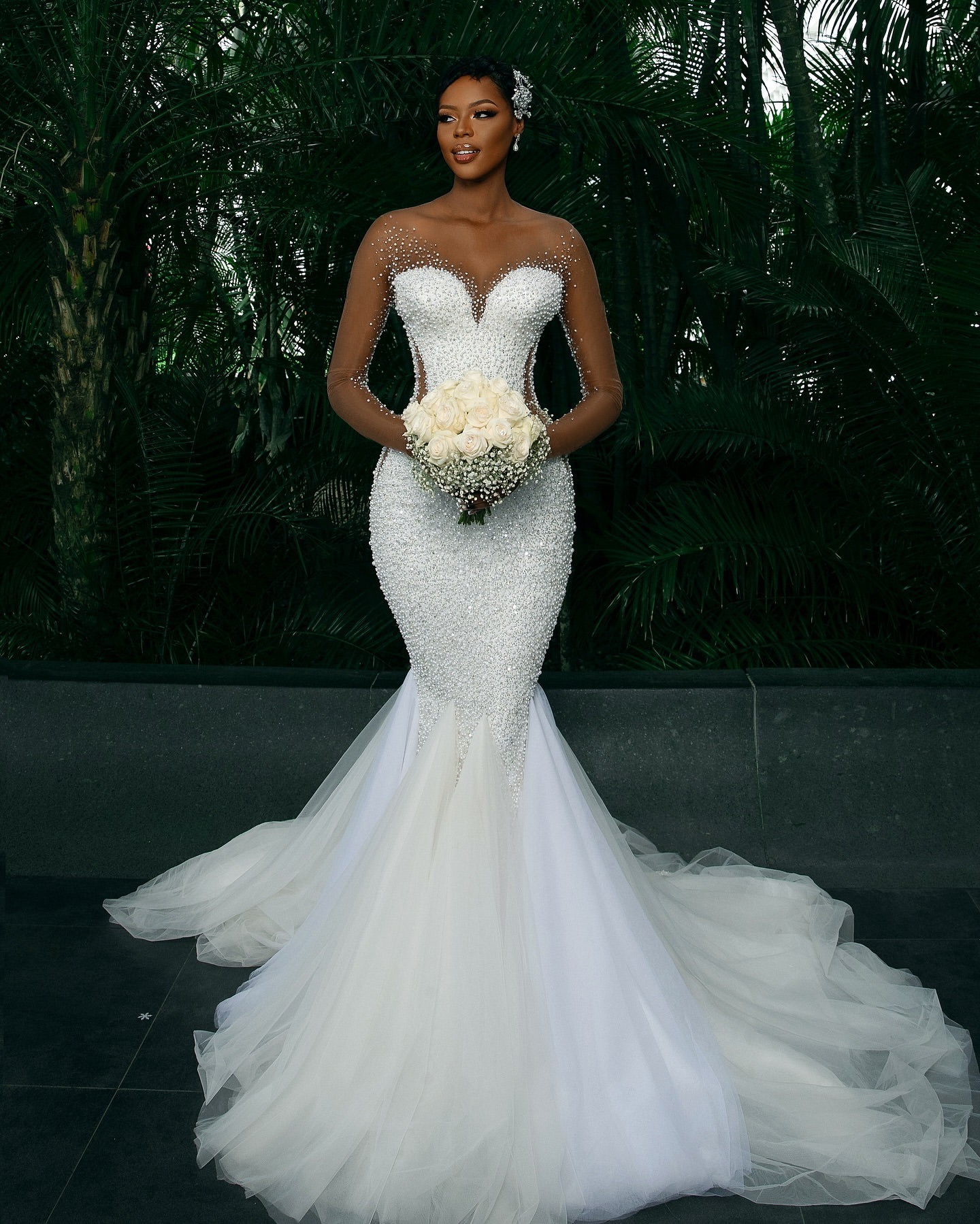 Aso Ebi 2024 White Mermaid Wedding Dresses Sheer Neck Beaded Pearls Luxurious Bridal Gowns Dresses LF067