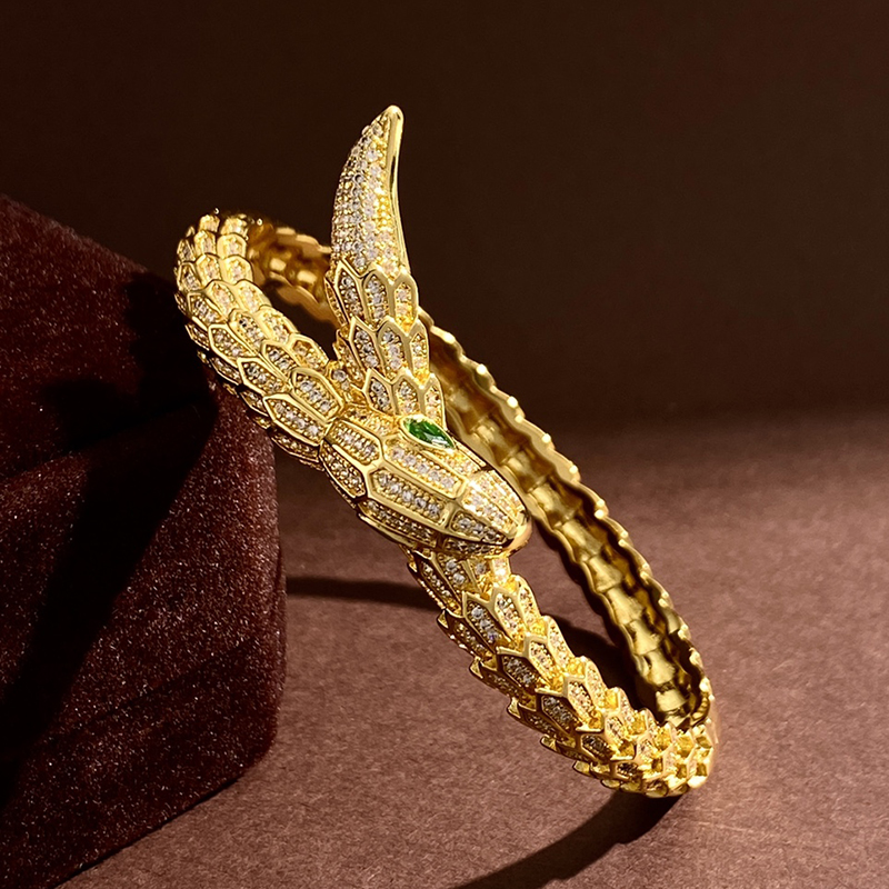 Spiritual serpent with scales designer single bangle for woman diamond Gold plated 18K official reproductions brand designer fashion anniversary gift 030