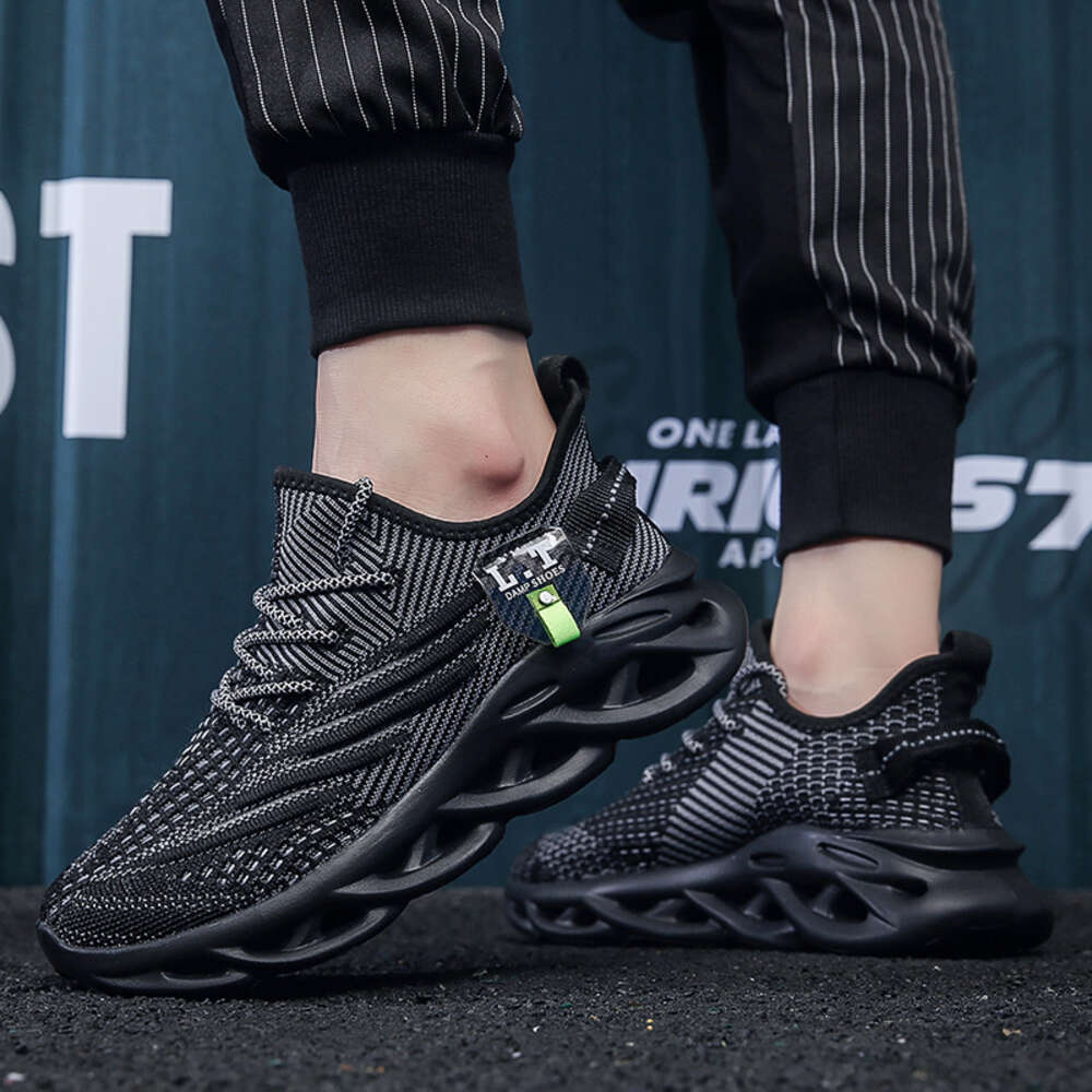 Ddmysports Black Running Jogging Casual Sneakers White Outdoor Breathable Mesh Men Light Shock Absorption Sports Shoes OUTDOOR