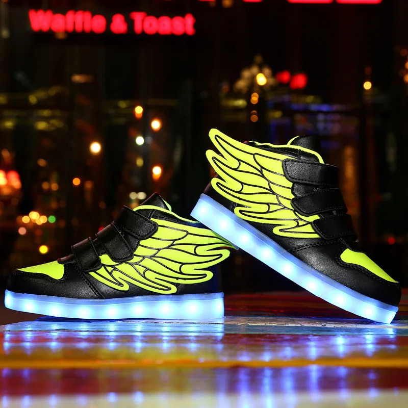 Waterproof leather childrens luminous shoes sports shoes LED lights shoelaces wings USB charging casual sports shoes girls skateboarding shoes 240516
