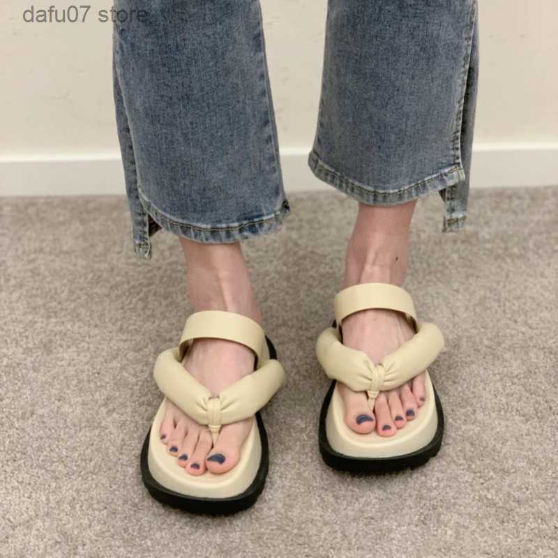 Slippers 2024 Summer Thick sole Mona with the same style of genuine leather clip toe bread bubble flip flops for women to wear casual sandals on