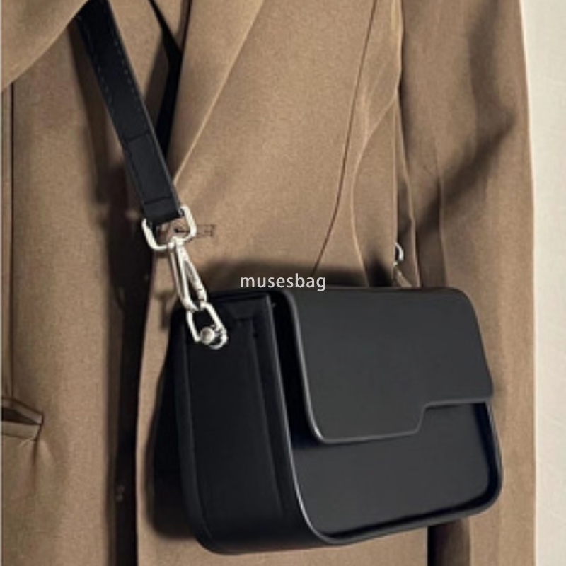 Spring and Summer New Style Small Bag Fashionable Square Mobile Phone Bag Box Bag Versatile White One Shoulder Crossbody Bag