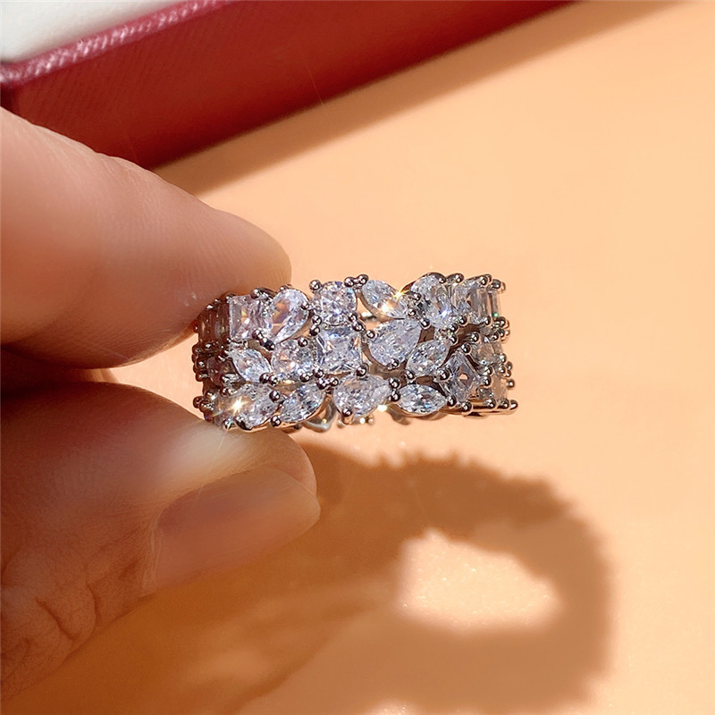 Choucong Brand Wedding Rings Vintage Jewelry Elegant Sterling Sier Fill White Water Drop 5A Cubic Zircon Party Eternity Women Engagement Band Ring Gif