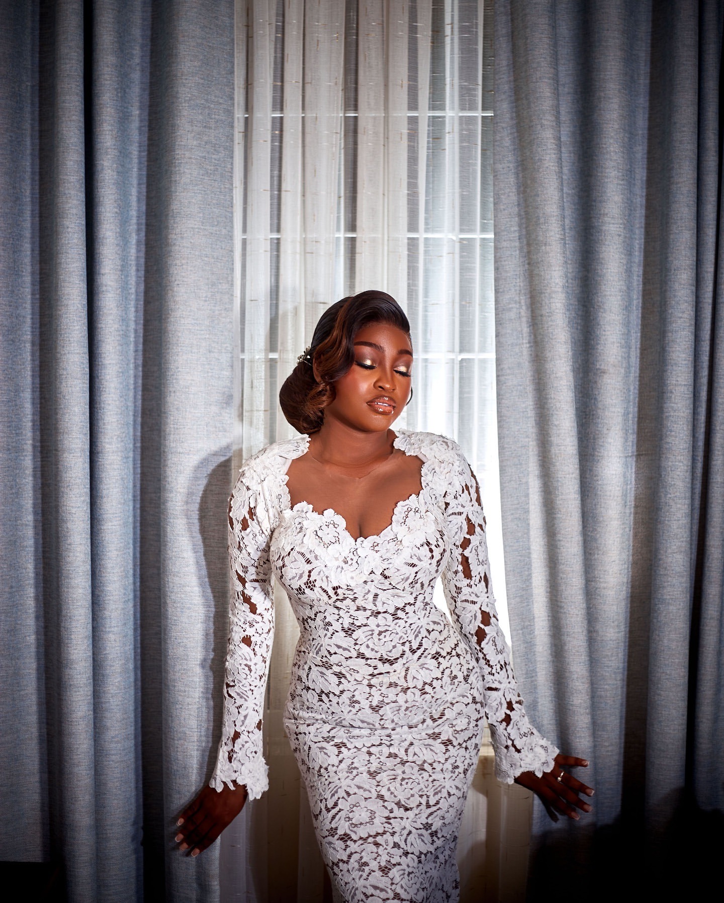 Aso Ebi 2024 White Illusion Mermaid Wedding Dresses Lace Sheer Neck Vintage Sexy Charming Bridal Gowns Dresses ZJ202