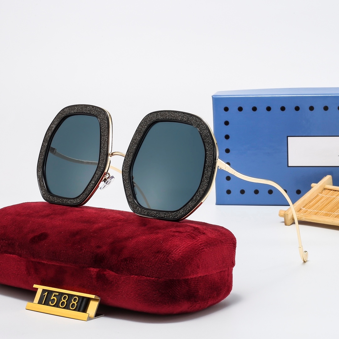 designer Polarized sunglasses Mask shaped sunglasses luxury brand metal decorated tinkle frame mens and womens sports glasses G uv400 protection with box1588