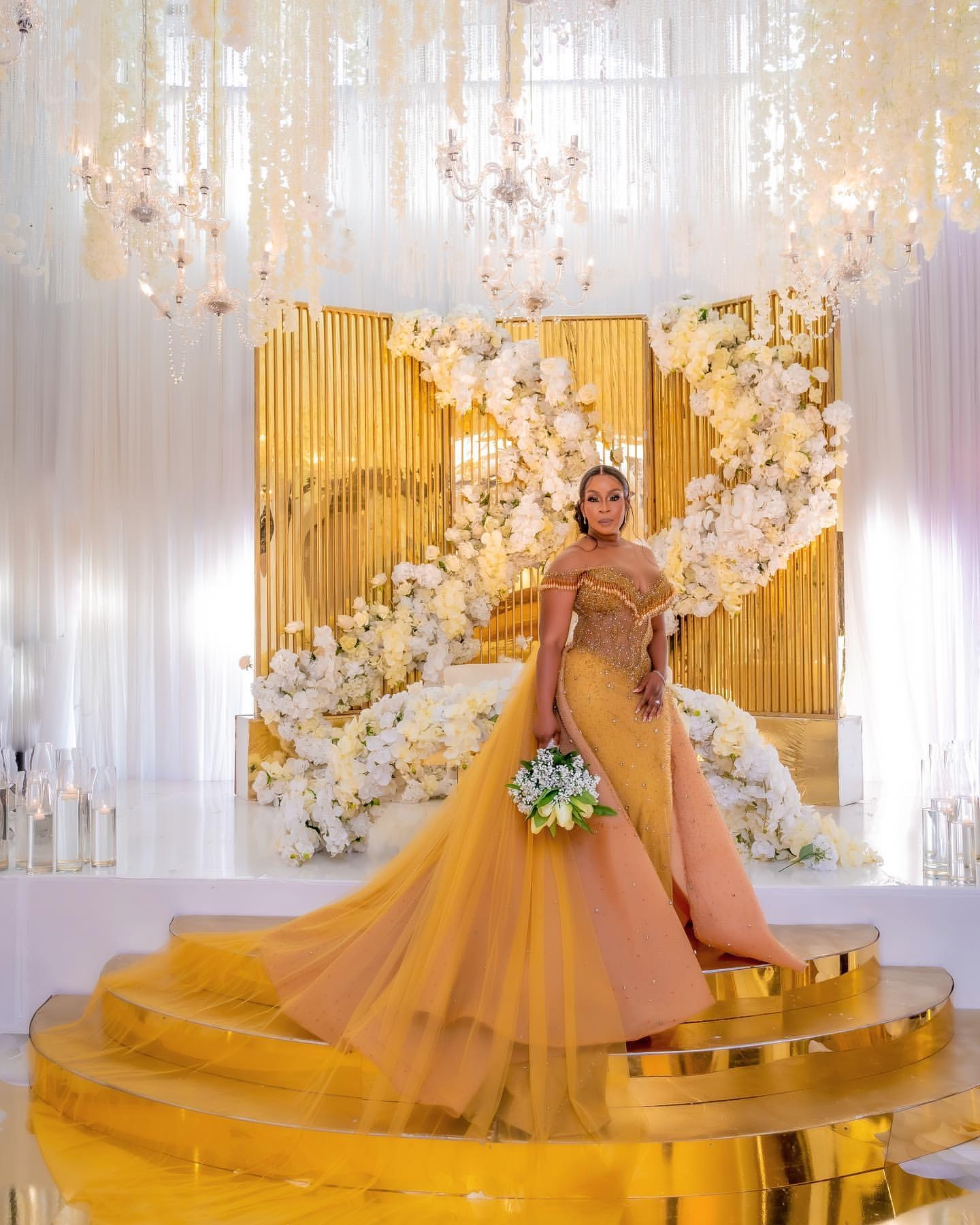 Aso Ebi 2024 Gold Mermaid Prom Dresses Crystals Sequined Detachable Train Evening Party Formal Second Reception Birthday Enagement Thanksgiving Dress 