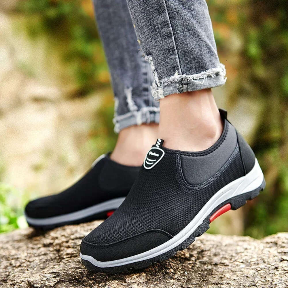 Walking Lightweight Summer Outdoor Sneakers Men Fashion Casual Shoes Breathable Slip On Mens Loafers Zapatillas Hombre Ddmysaturn
