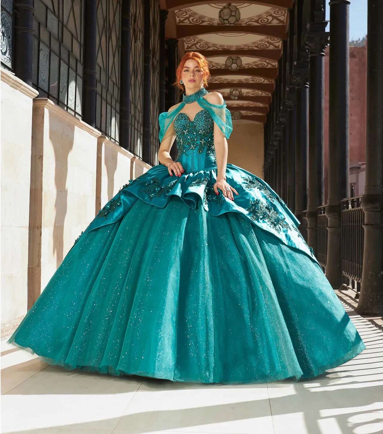 Sparkly Mexican Quinceanera Dresses Ball Gown Sweetheart Appliques Beaded Puffy Charro Sweet 16 Dresses 15 Anos