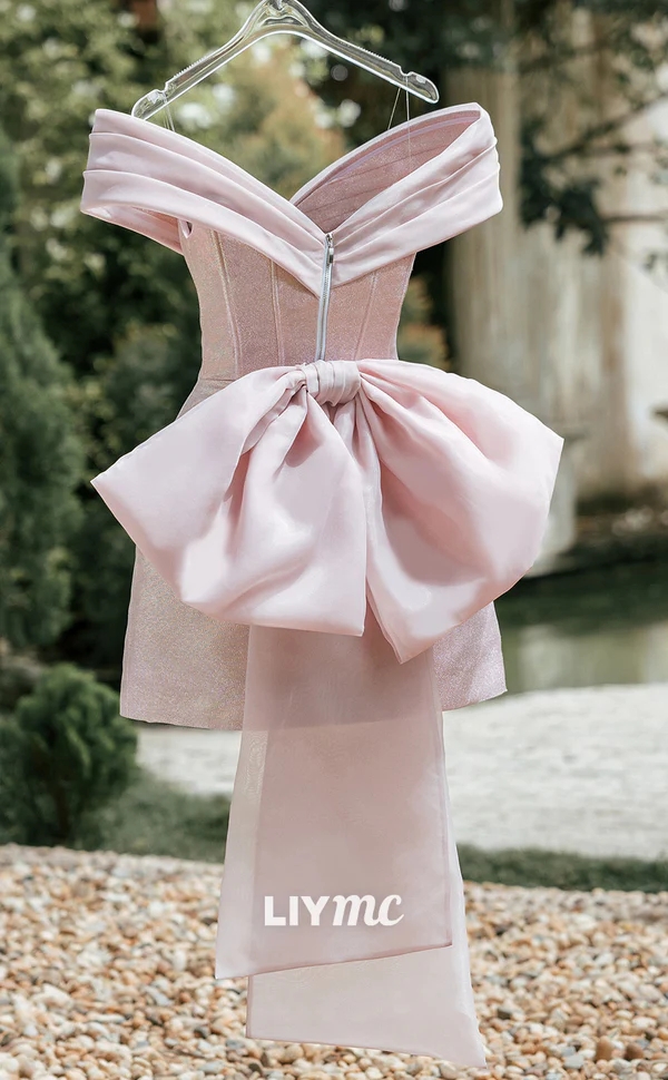 2024Velvet Green Sexy Short Prom Dresses Tassel Crystal Sleeveless Women Evening Party Gowns Elegant Mini Cocktail Dress robe de bal Homecoming YD